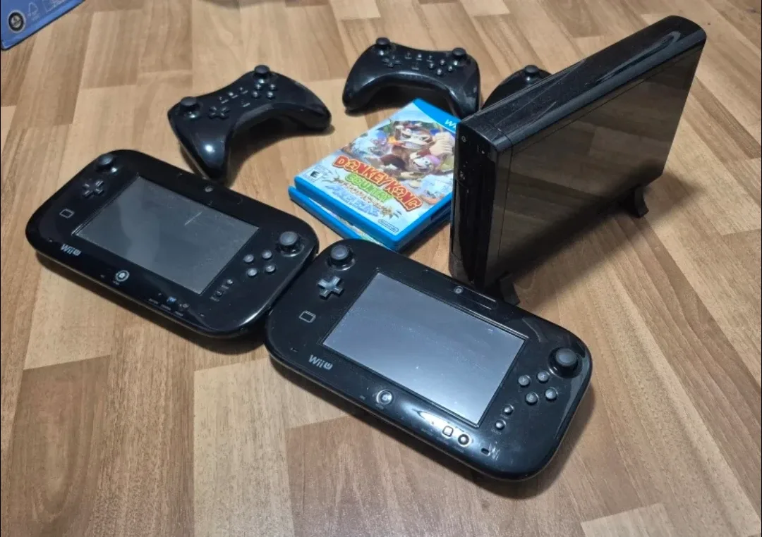 Nintendo Wii U Bundle image indicator(2)