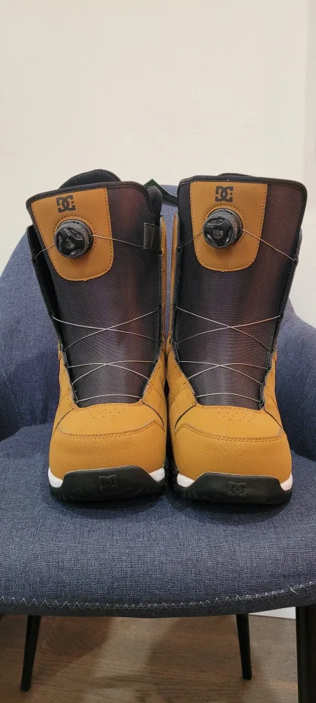 DC Phase BOA Snowboard Boots - Size 11 - Brand new! image indicator(2)