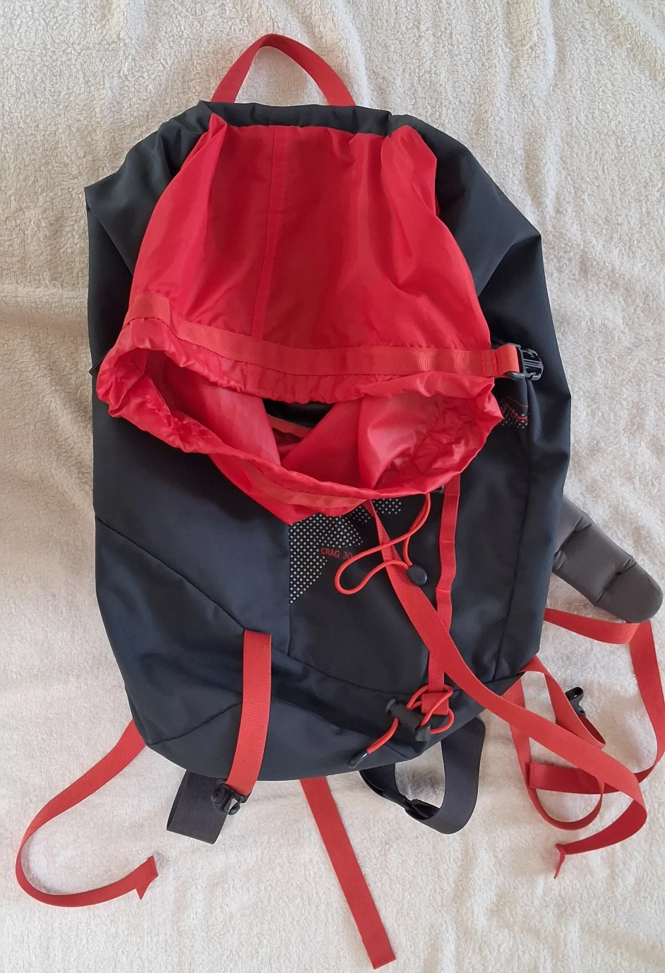 MEC Backpack - Black and Red - photo 4