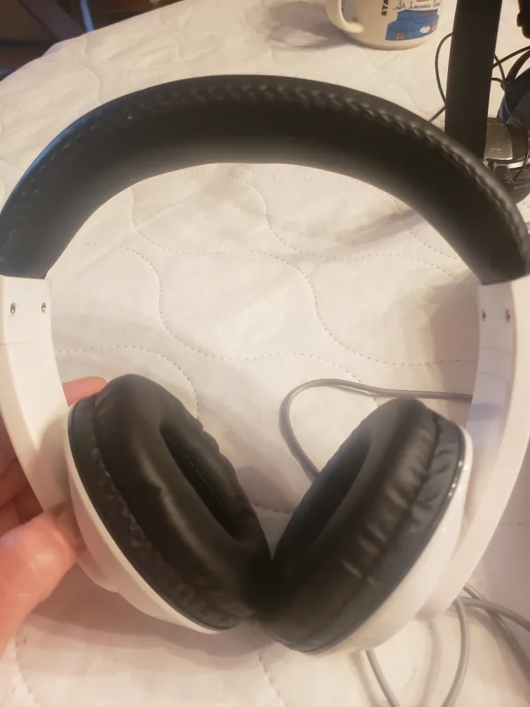 Tech 1 Vortex Stereo Headphones image indicator(4)