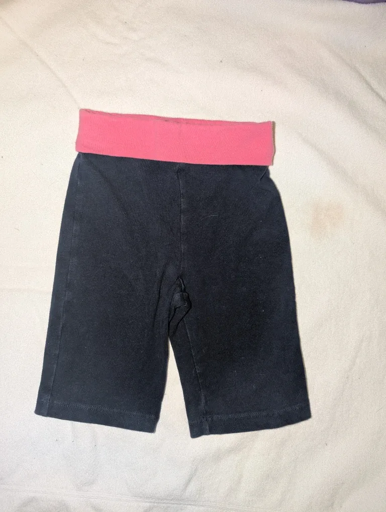 Girls sz 18 months shirts and pants $2 each image indicator(5)