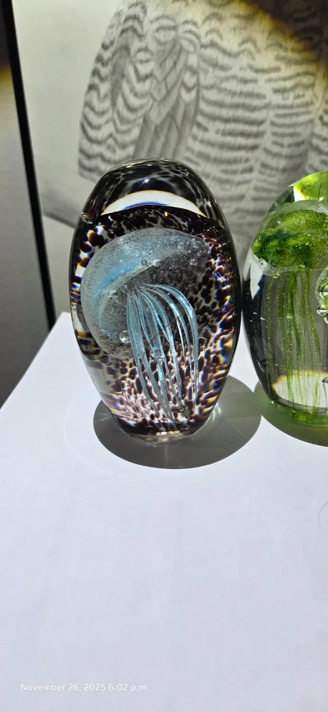 Glass Jellyfish Paperweights image indicator(3)