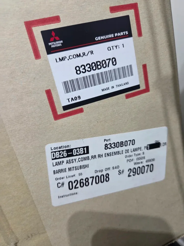 Mitsubishi 8330B070 Tail Lamp Assembly