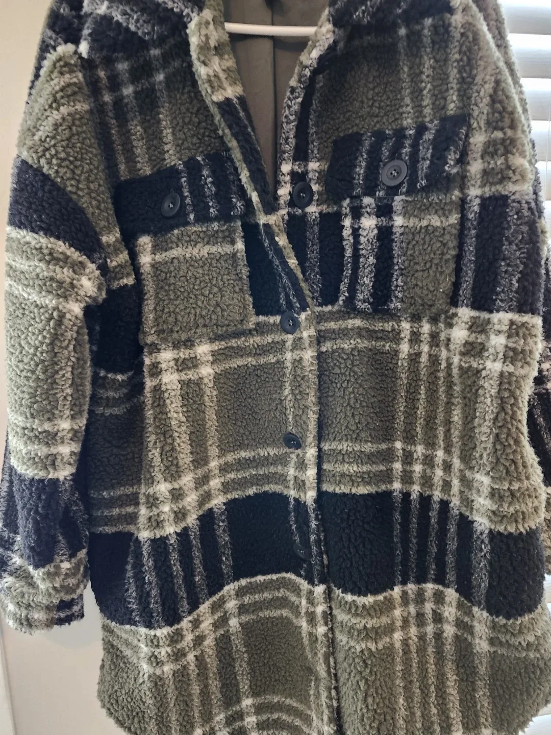 ONLY Plaid Sherpa Shacket - Size M image indicator(3)