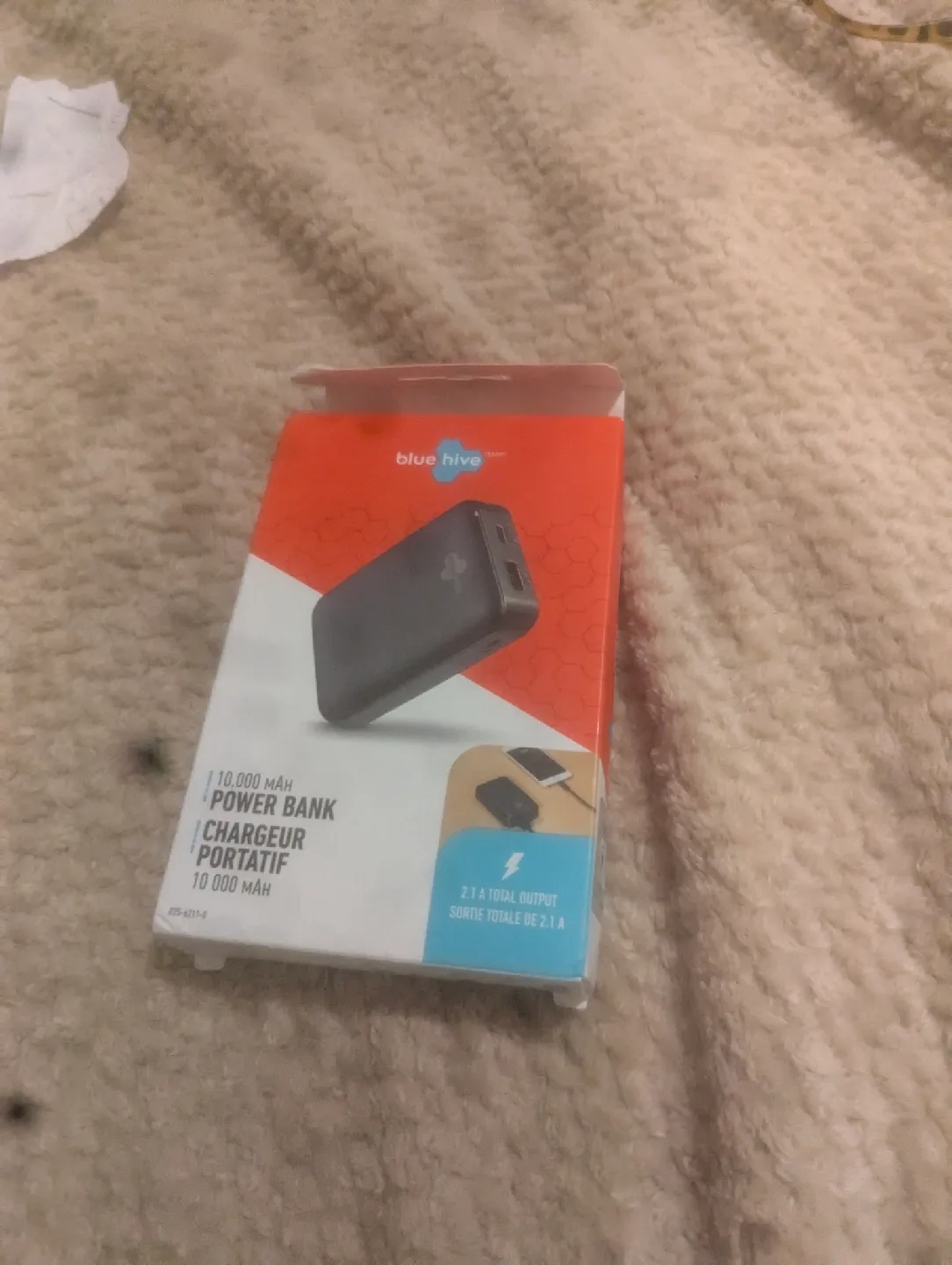 Blue Hive 10,000 mAh Power Bank - Portable Charger image indicator(2)