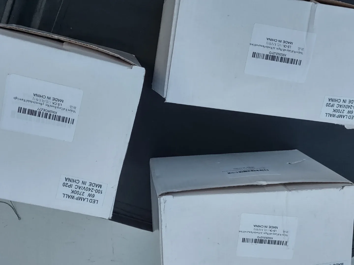 Set of 3 White Table Lamps image indicator(9)