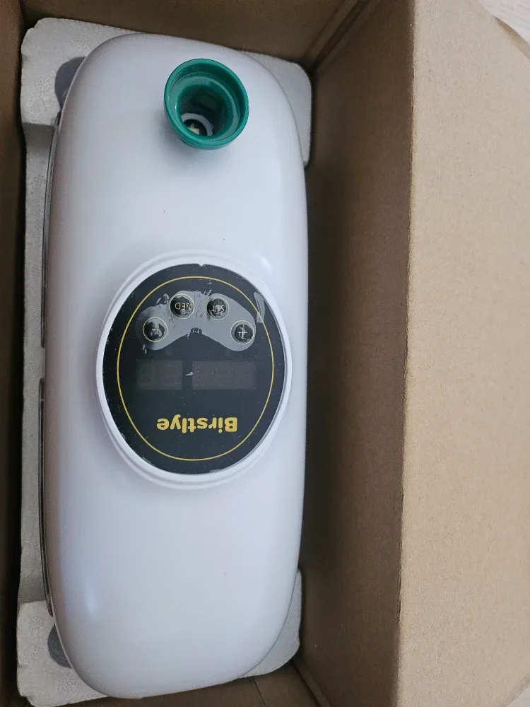 Birstlye 8 Eggs Incubator - New in Box image indicator(2)