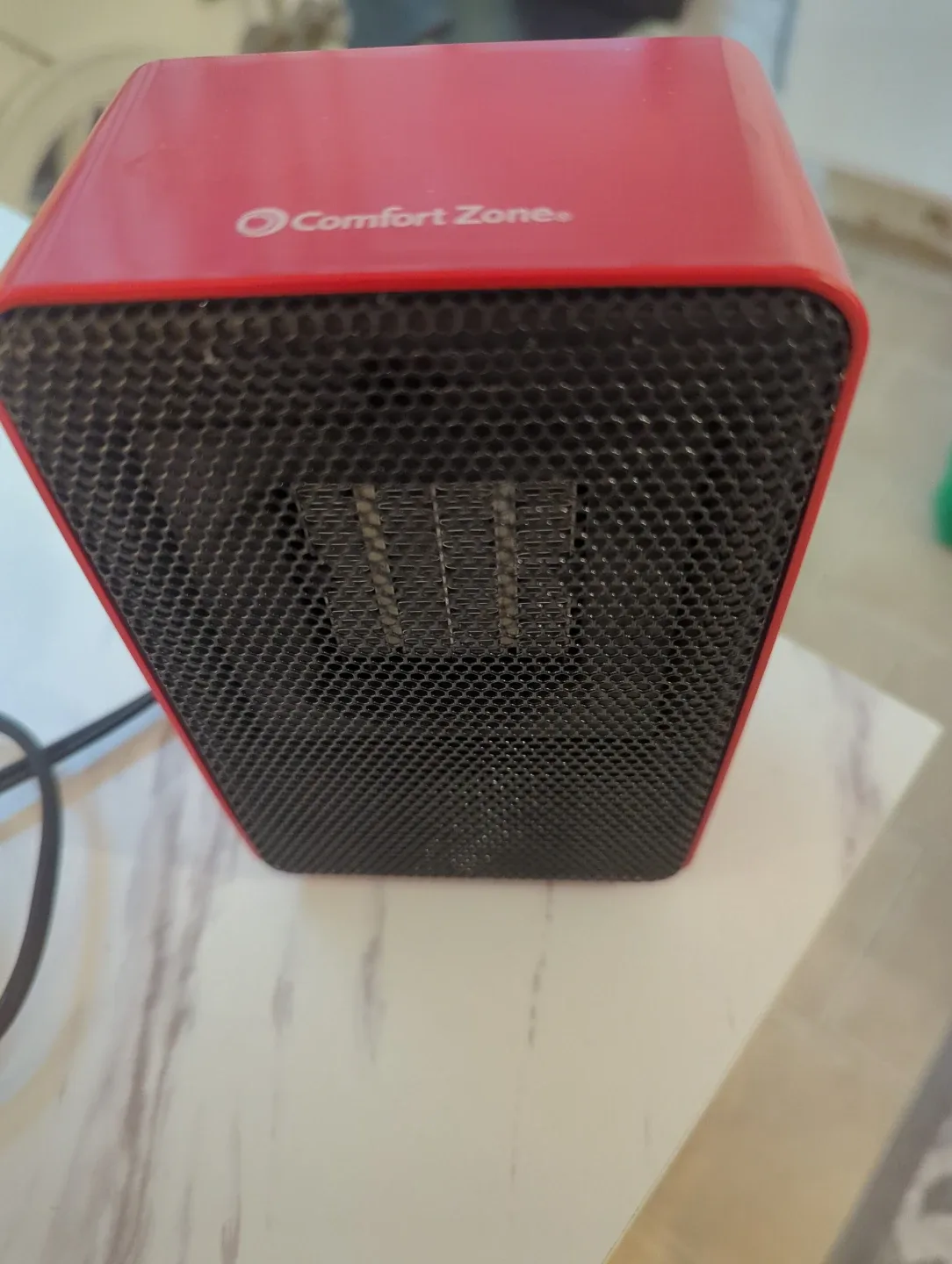 Comfort Zone Personal Space Heater thumbnail