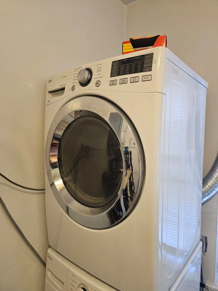 LG Gas Dryer thumbnail