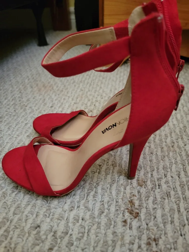 Fashion Nova Red Heels image indicator(2)