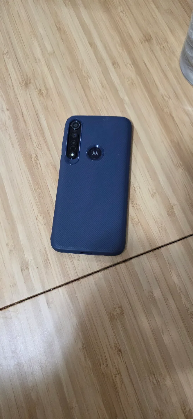 Motorola Moto G8 Plus - Blue image indicator(2)