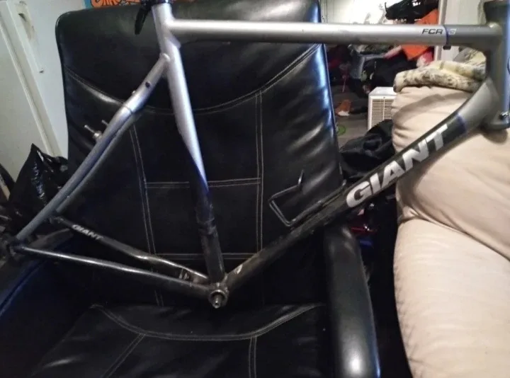 Giant FCR 3 frame