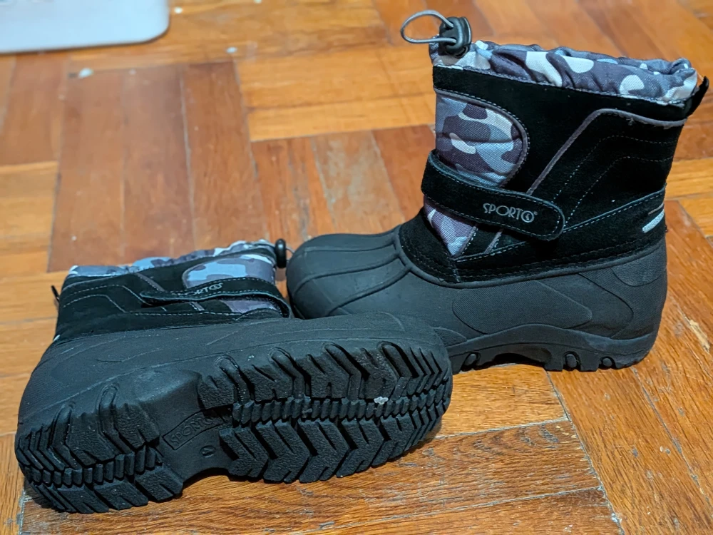Sporto Snow Boots, Size 4