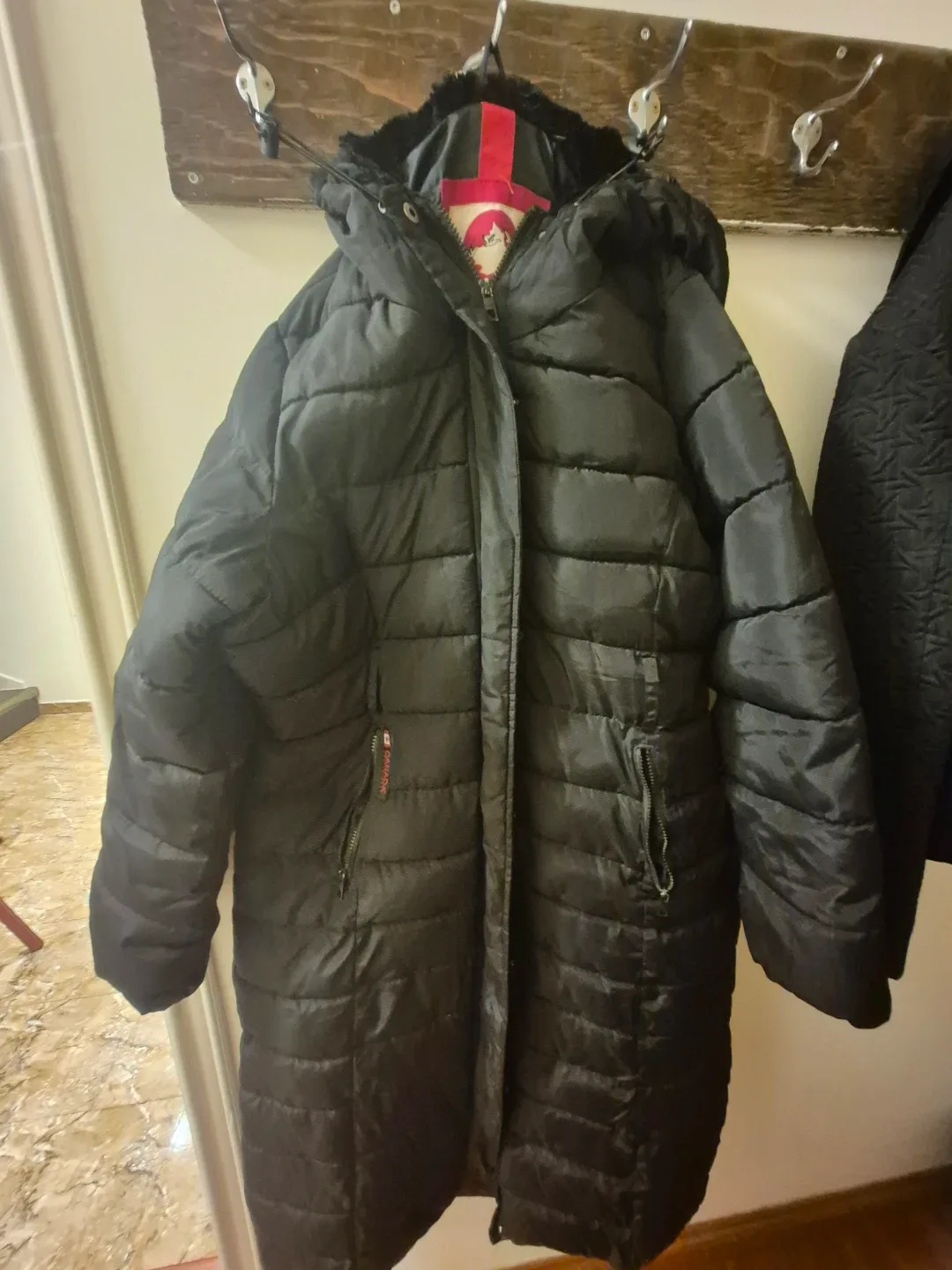 Canada Weathergear Black Puffer Jacket - Size L