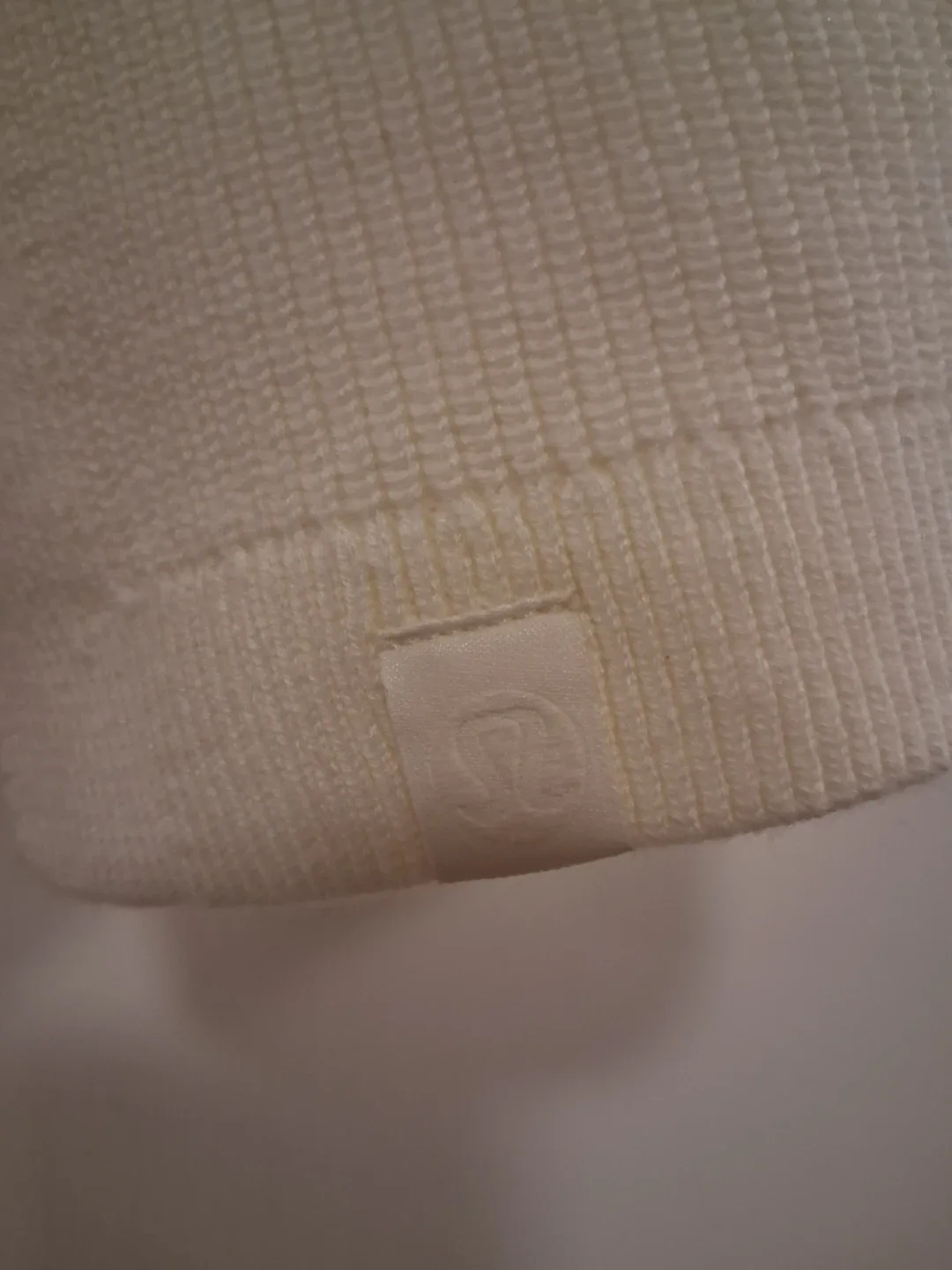 Lululemon Side Slit Sweater Wrap image indicator(3)