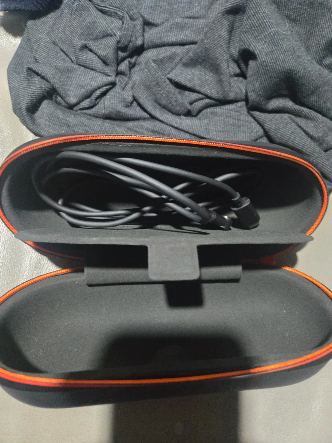 Viture XR Glasses - Immersive Entertainment image indicator(3)