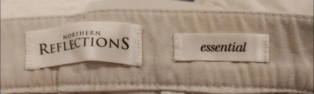 Northern Reflections Essential Khaki Capris - Size 6 image indicator(3)