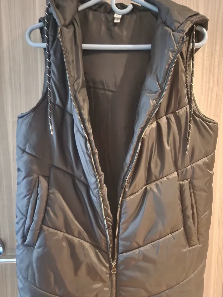 Long Hooded Puffer Vest - size XS image indicator(4)