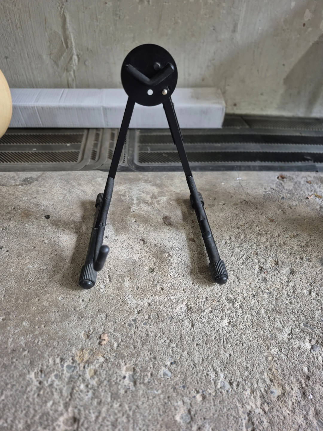 Ultra Guitar Stand - Black - photo 2