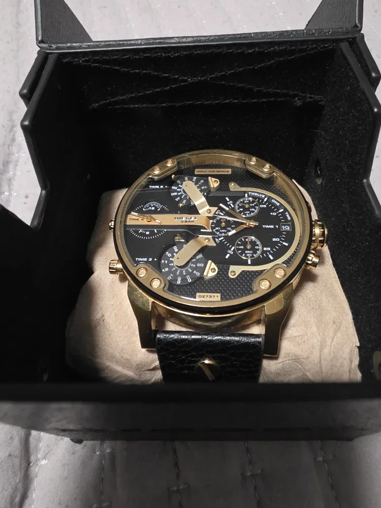 Diesel DZ7371 Mr. Daddy 2.0 Gold Watch