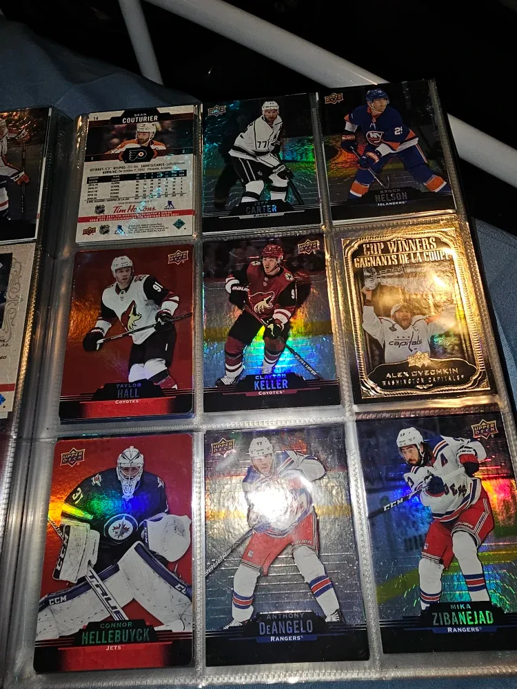 Upper Deck Hockey Cards image indicator(3)