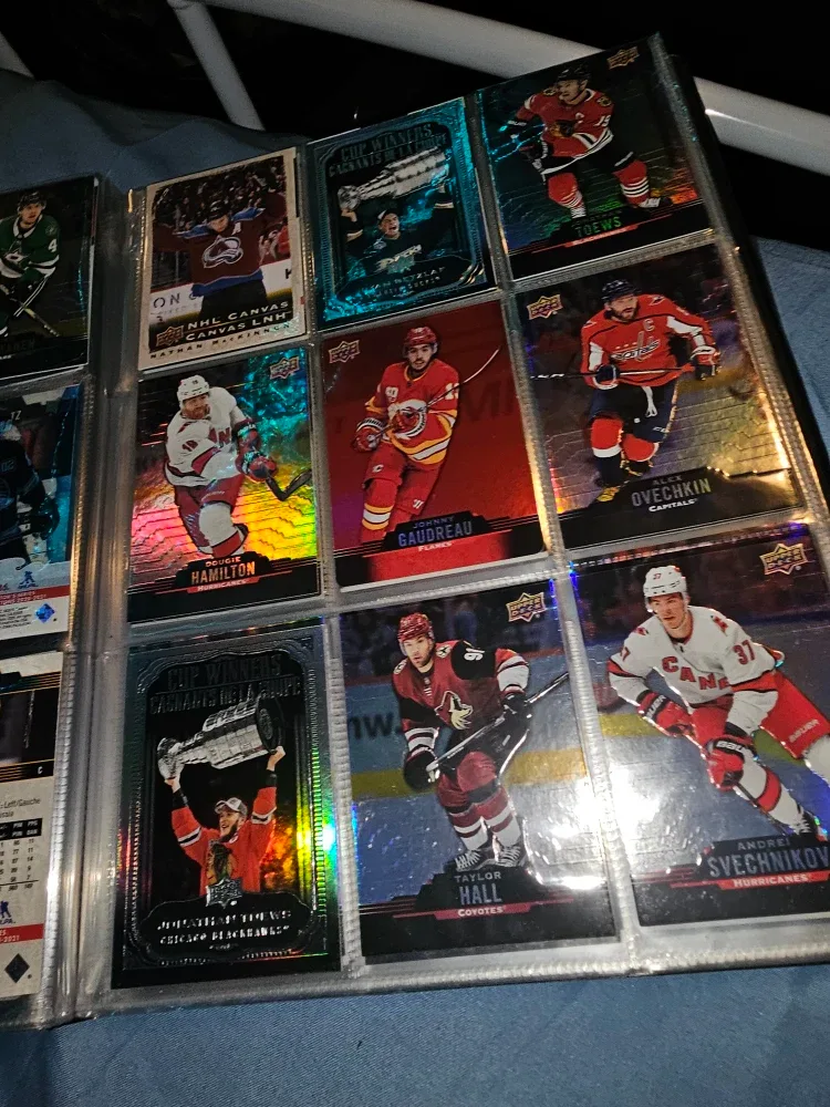 Upper Deck Hockey Cards image indicator(7)