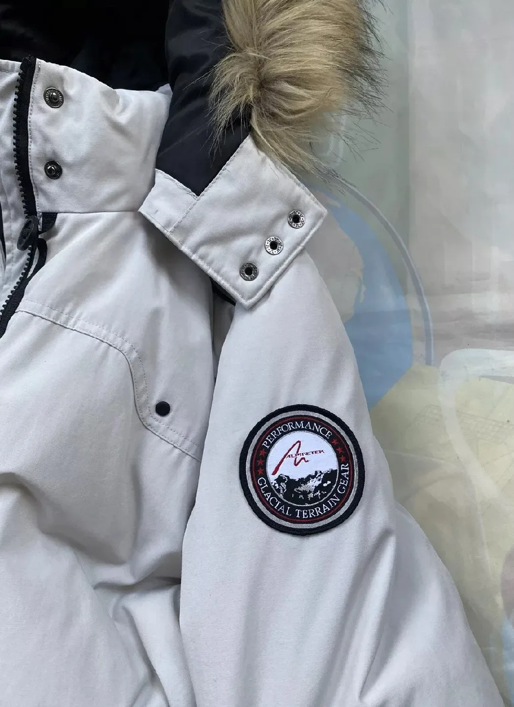 ALPINETEK Performance Winter Coat, Fur Hood, Size: 3XL – NEW!! image indicator(3)