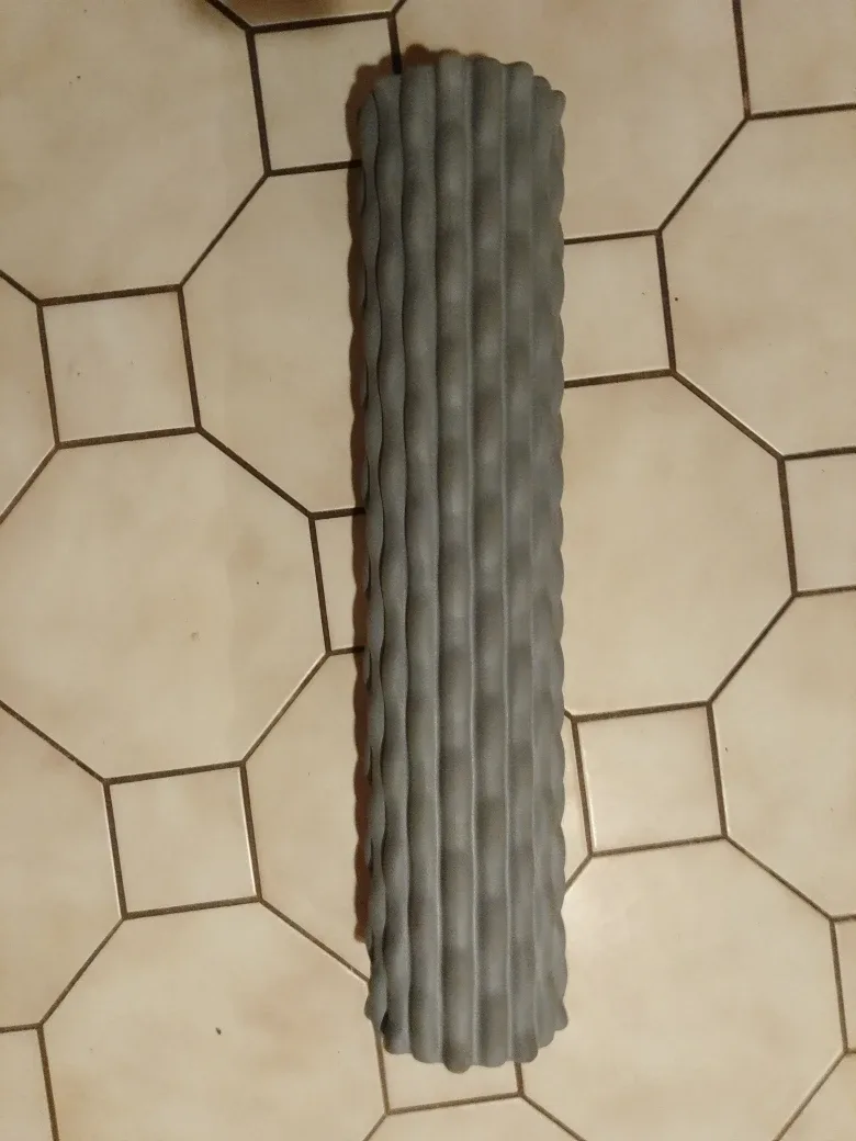 Foam Roller - Grey image indicator(2)