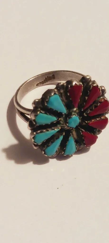 ZUNI TURQUOISE RED CORAL PETIT POINT FLOWER STERLING RING