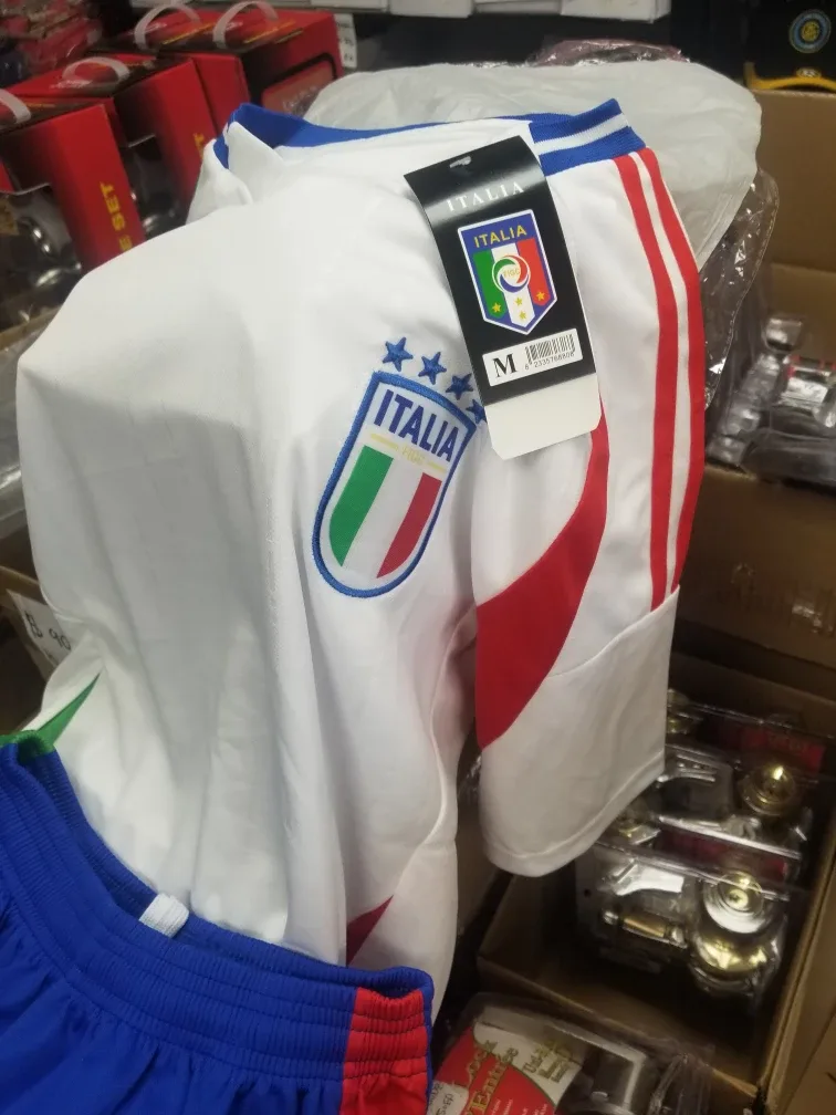 Italia Soccer Jersey & Shorts Set - Size M