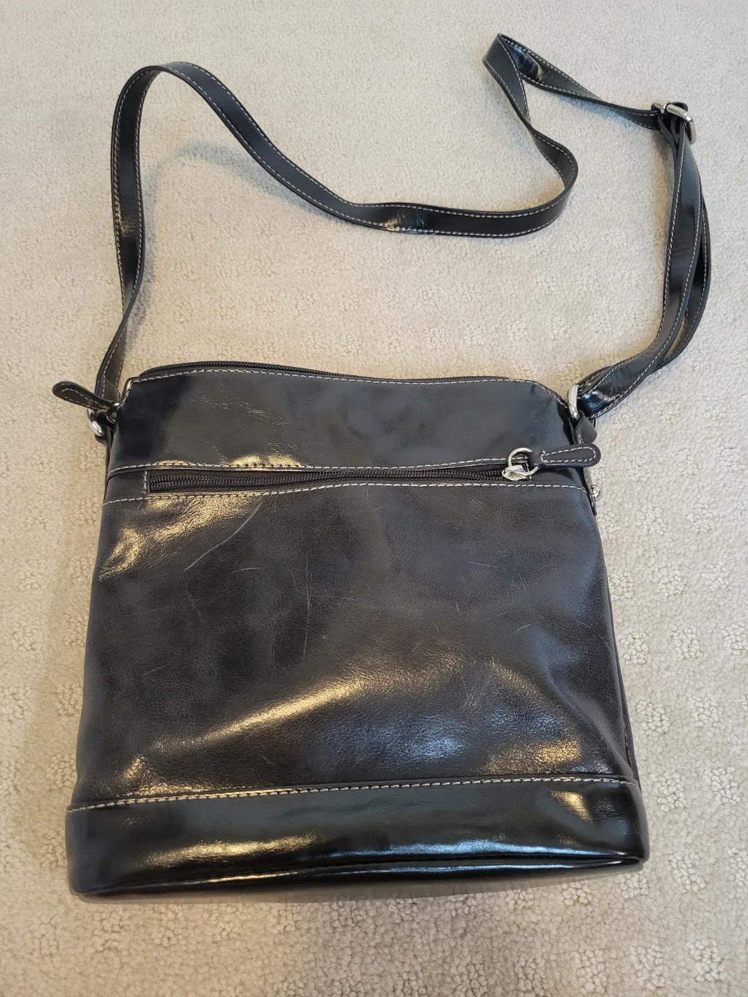 NWT St. John's Bay Black Crossbody Bag image indicator(2)
