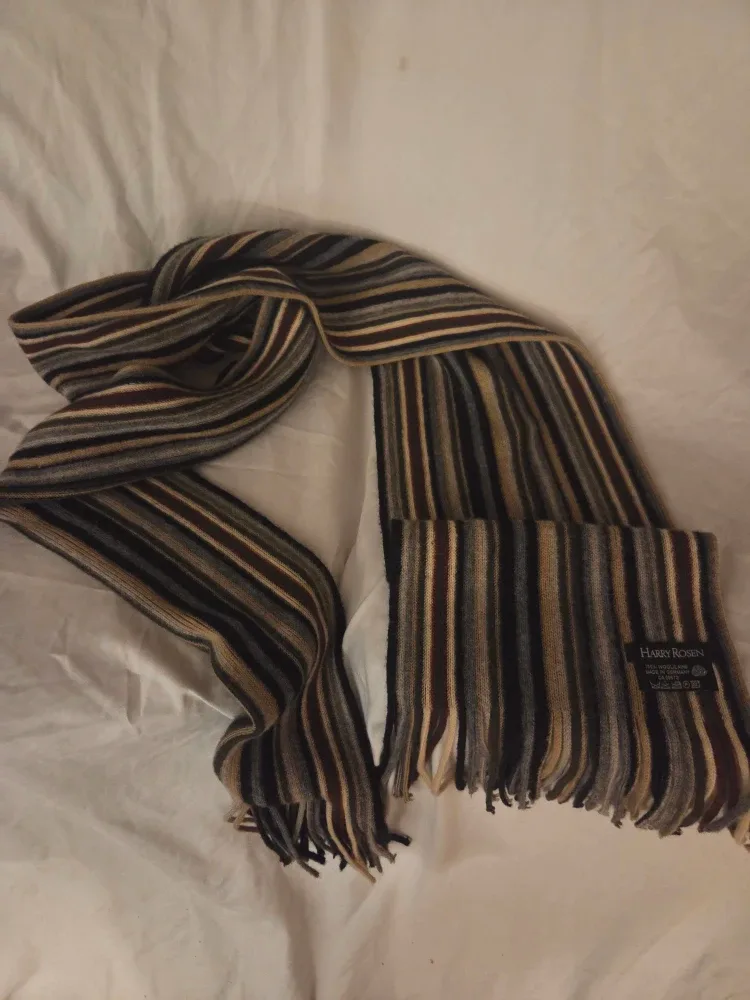 Harry Rosen Wool Scarf - Made in Germany image indicator(2)