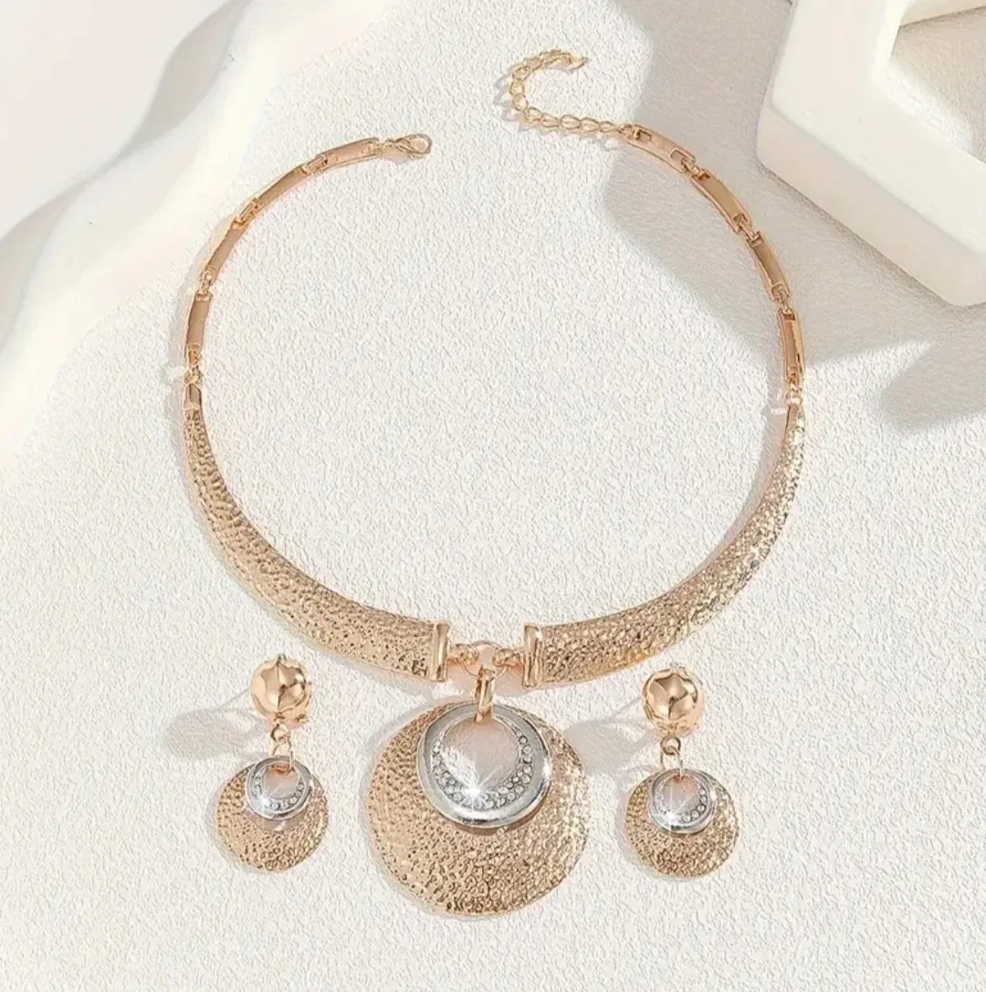 14 k golden plated jewelry set image indicator(2)