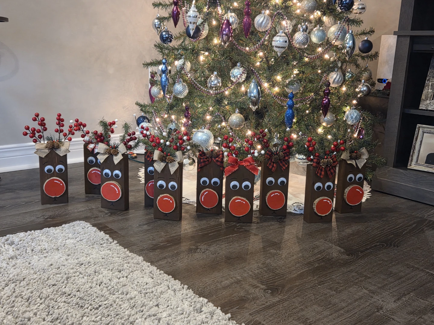 Wooden reindeer