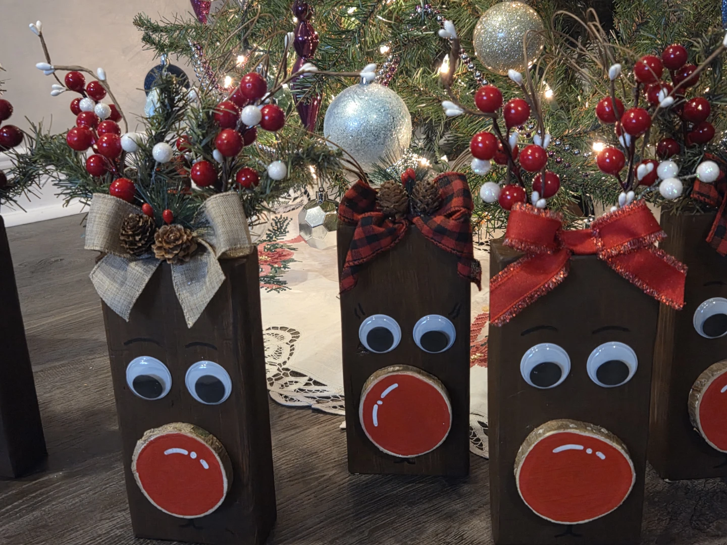 Wooden reindeer - photo 2