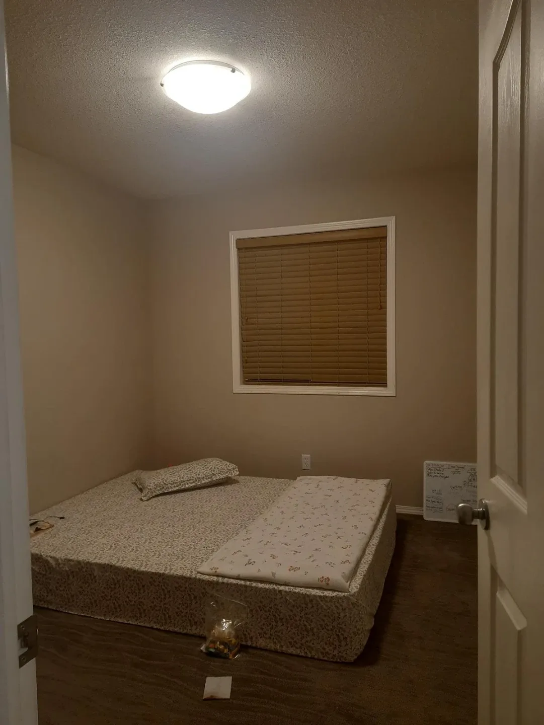 Private room for rent image indicator(3)