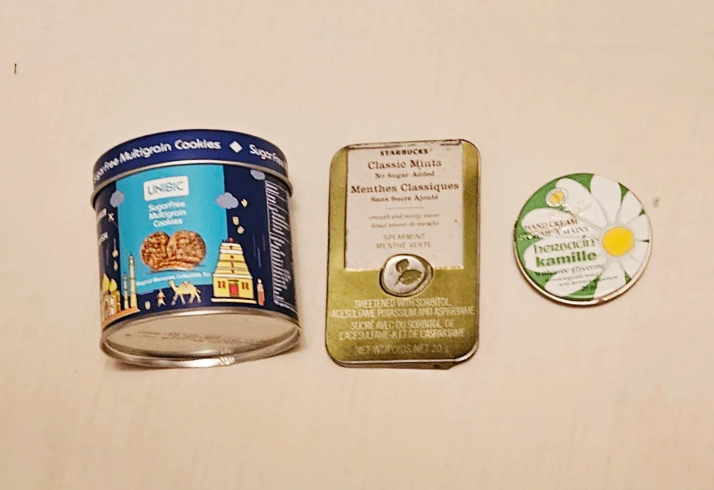 Assorted Tins: Unibic, Starbucks, Kamille ✨️ #freecycle
