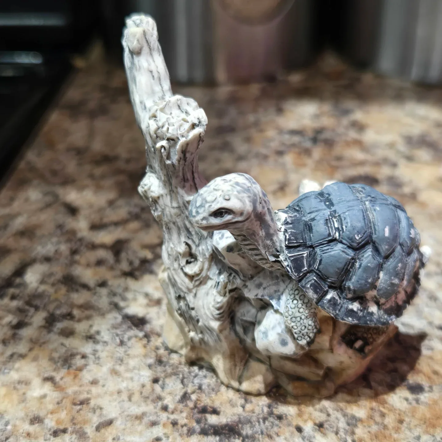 Small Turtle Figurine image indicator(3)