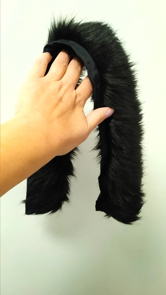 Black Faux Fur Collar image indicator(7)