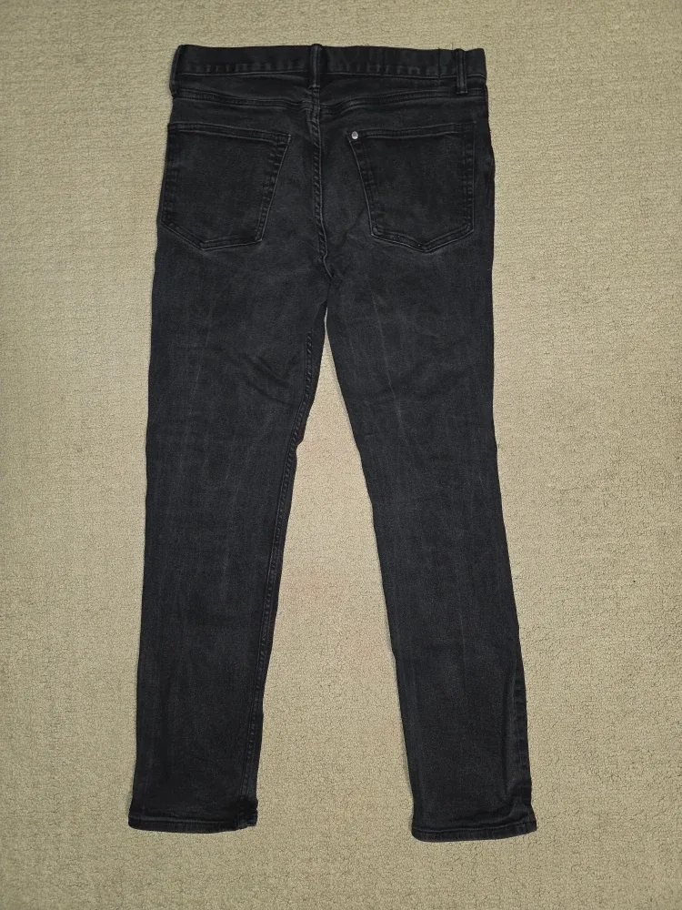 H&M Black Jeans image indicator(2)