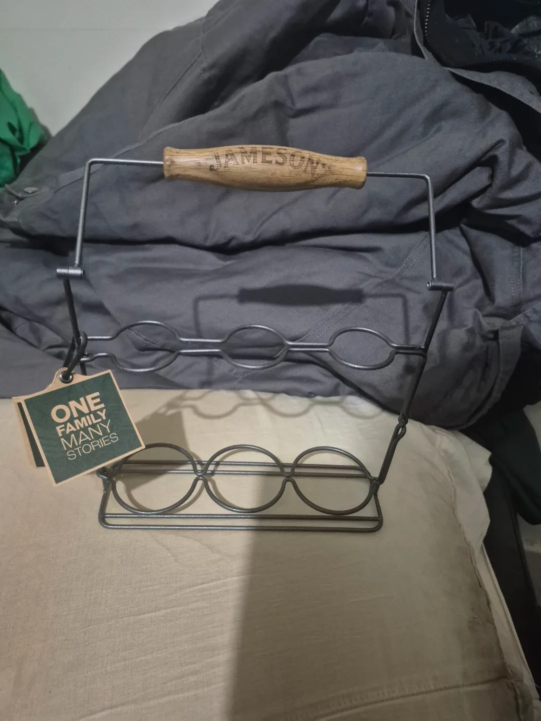 Jameson Bottle Carrier image indicator(2)