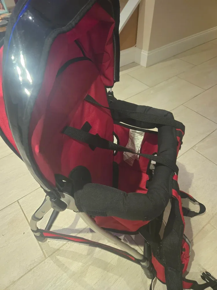 Red Baby Backpack Carrier image indicator(3)