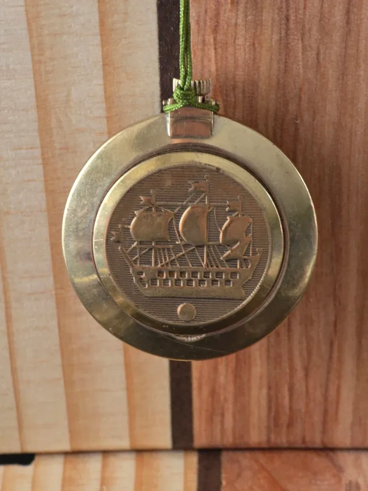 vintage soviet Cardinal Pocket Watch on Wooden Stand and tassel image indicator(5)