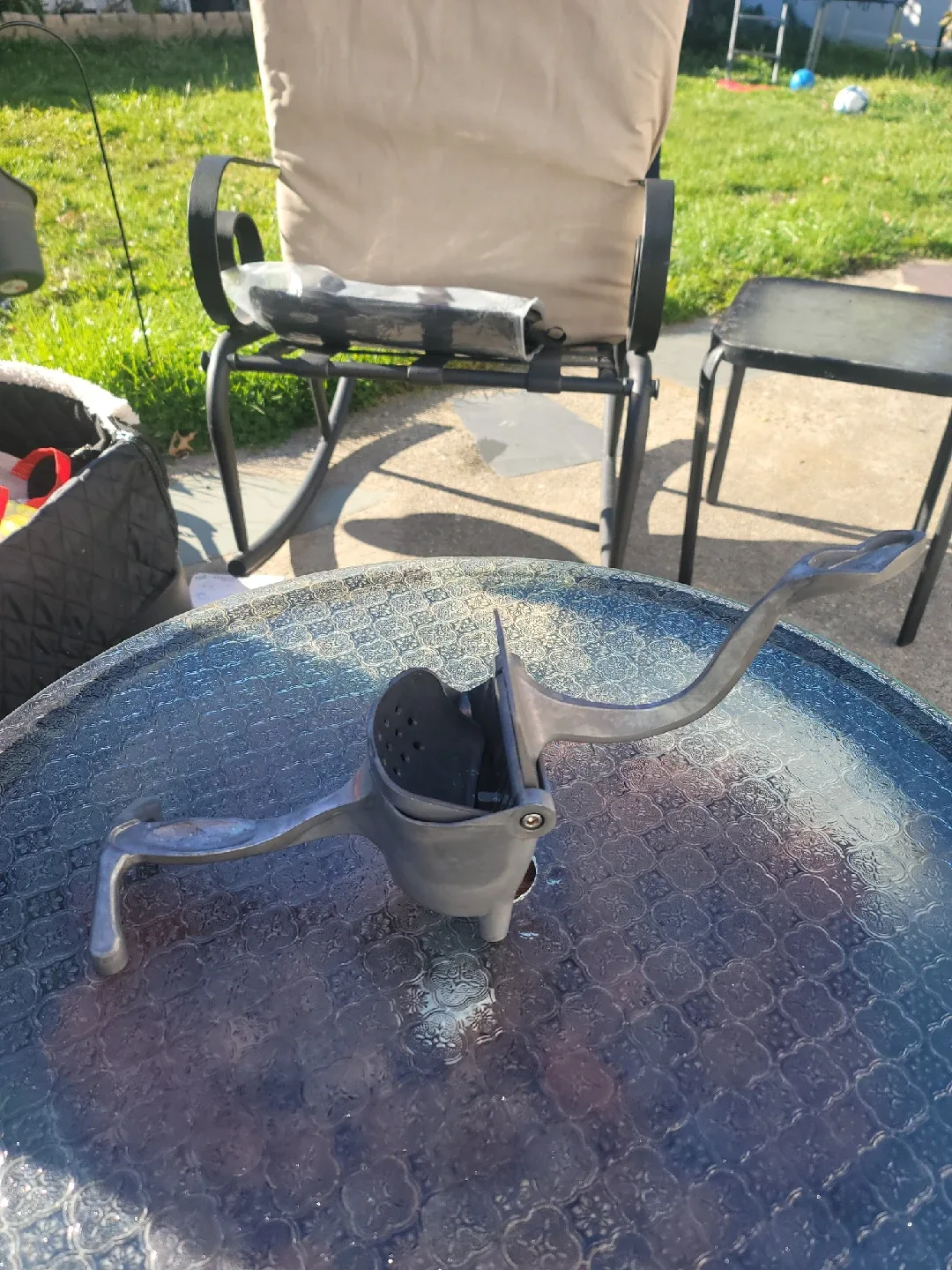 Manual Citrus Juicer