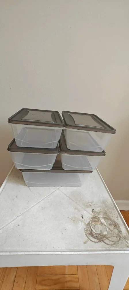 Set of 6 Grey Lid Food Storage Containers image indicator(7)