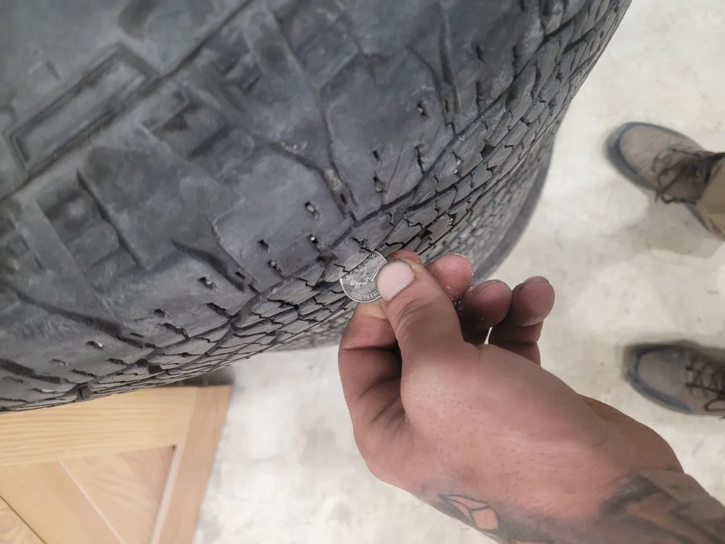 Wrangler Territory AT Tires - 275/65R18 image indicator(2)