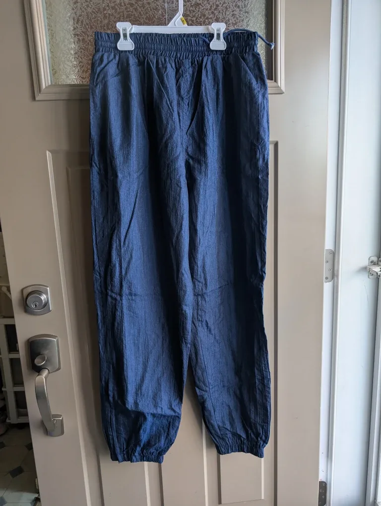Mens sz lg pants $5 each image indicator(2)