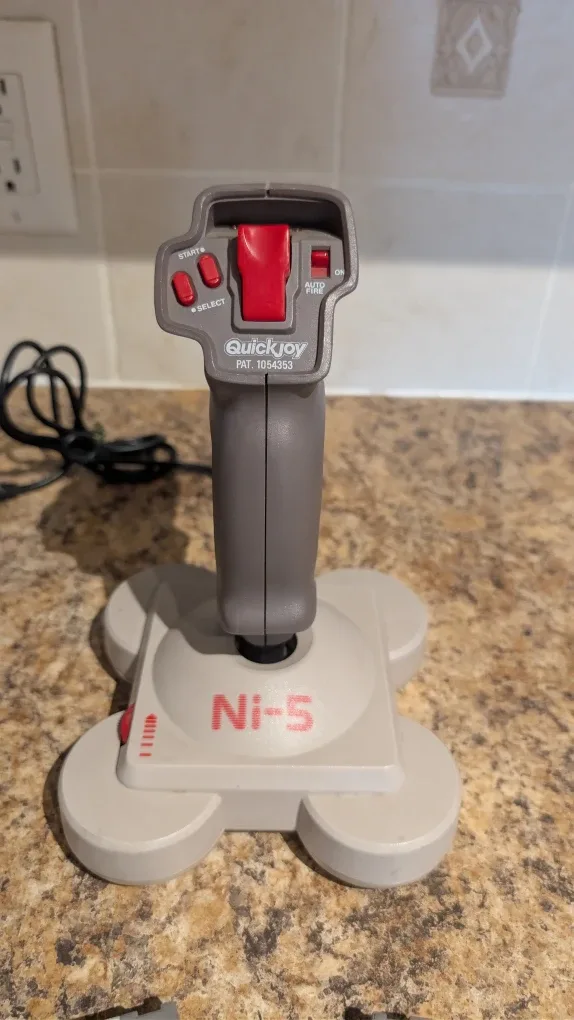 Nintendo NES Games and Joystick image indicator(7)