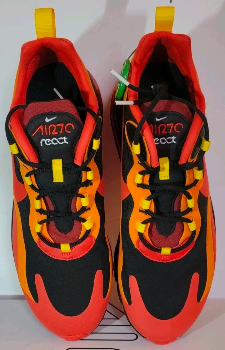 Nike Air Max 270 React - Size 11 image indicator(4)
