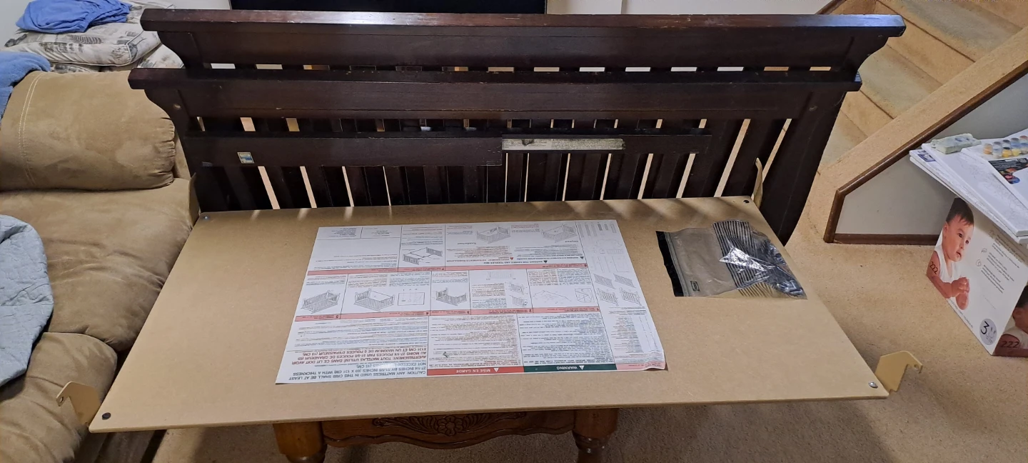 Stork Craft Convertible baby toddler Crib - photo 2